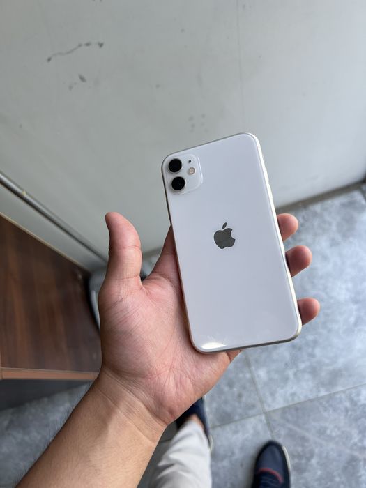 iPhone 11 с гарантией