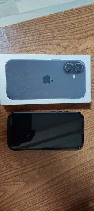 Продам iphone 16 128 гб