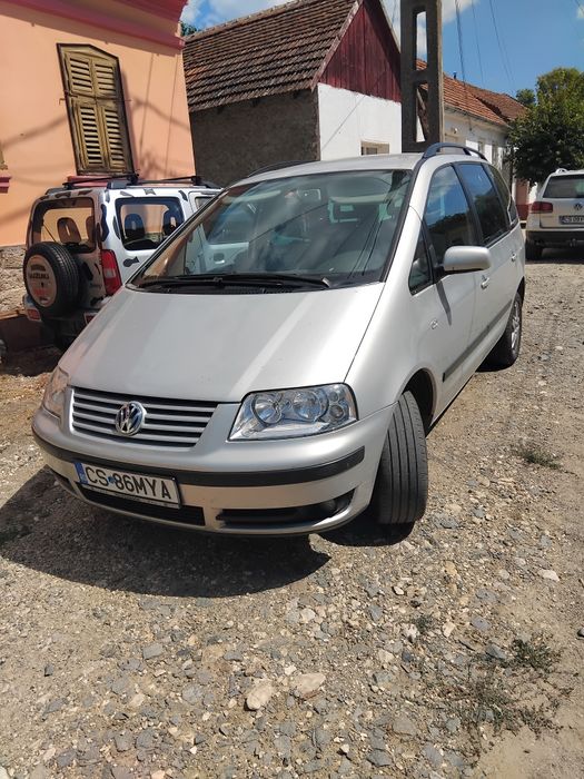 Vw sharan 1,9 diesel 131  cai acte la zi se da doar cu fiscal pe loc.
