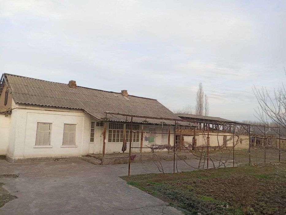 UY sotaman,Yashash uchun qulay asfalt ko'chada