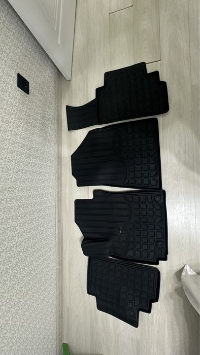 Продам коврики для машины КИА Соул