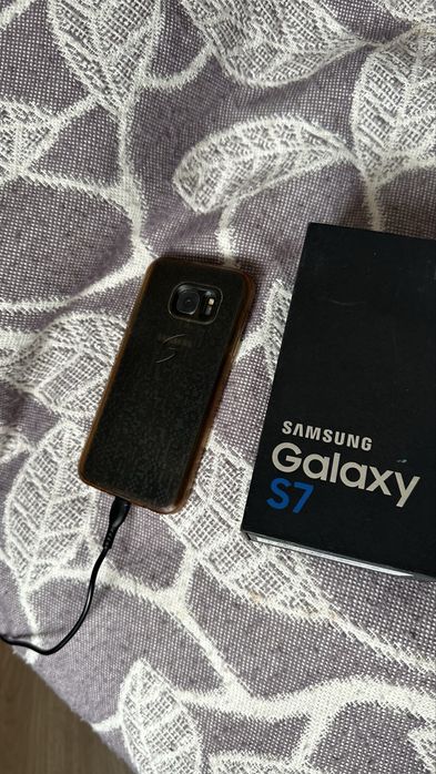Продаю Samsung Galaxy S7