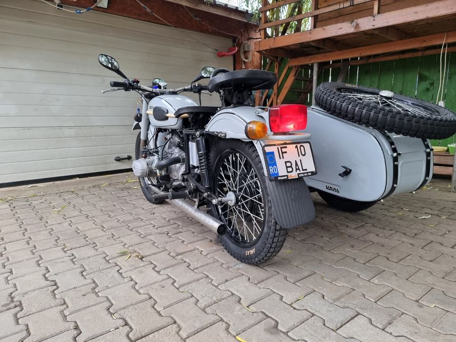 Motocicleta Retro Ural 650