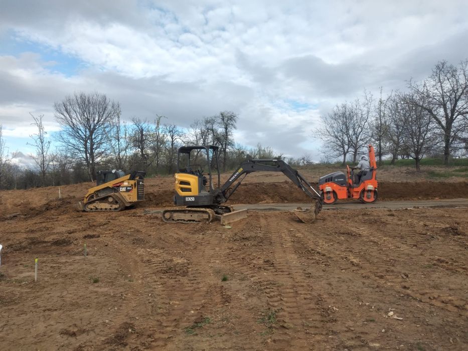 Defrișări curățare teren burghiu gauri pământ gard freză asfalt cuzine