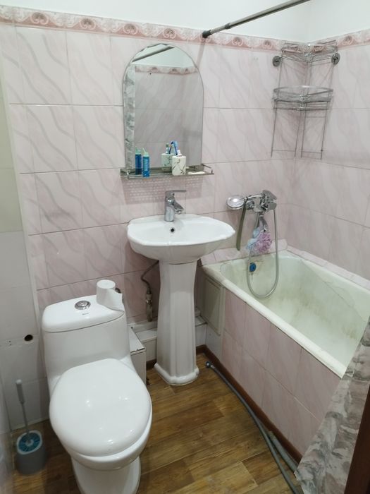 Продается 2 ком 101с 3/5 эт  Музколледж