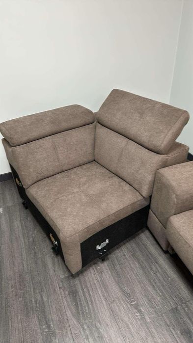 Продава се чисто нов диван,не използван !