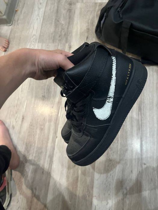 Продам NIKE ALYX1017