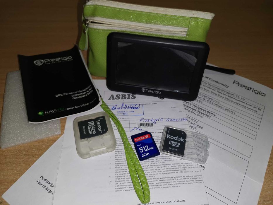 Навигация Prestigio GeoVision 4050 -НОВО(Стойка,кабел,зарядно,калъфче)