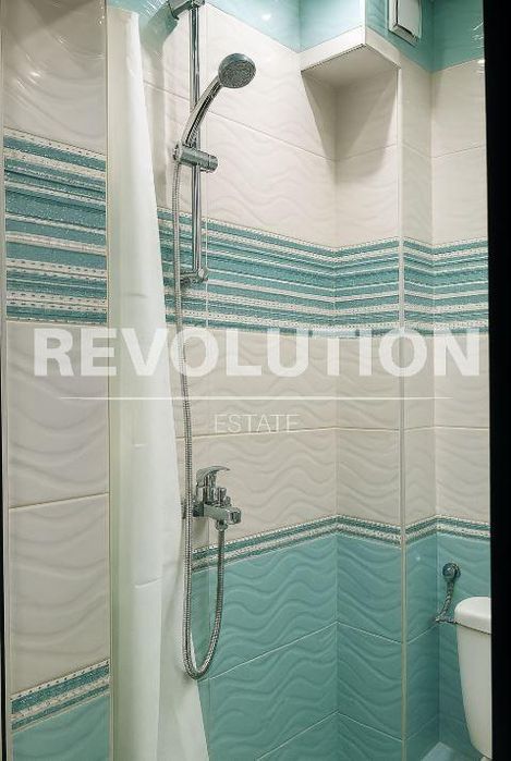 Дава се под наем Двустаен апартамент в Варна, Автогара - 45 кв.м за 350 € - Снимка #3