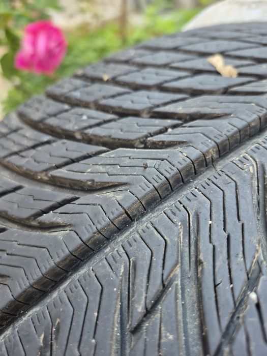 285 45 22 Michelin Pilot Alpin 5 SUV, DOT 3822, 4500km