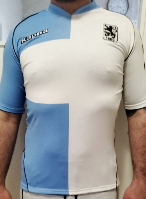 Фланелка на Мюнхен 1860 Kappa