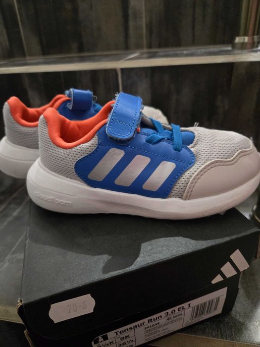 Маратонки Adidas