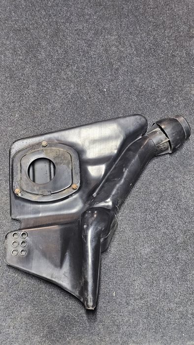 priza de aer volkswagen golf 2 gti / jetta 2

stare foarte b