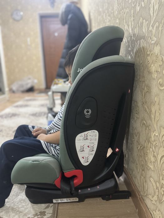 Автокресло детское Joie