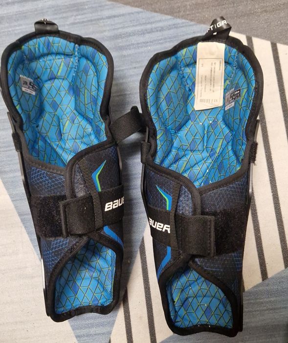 Продам детскую хоккейную форму