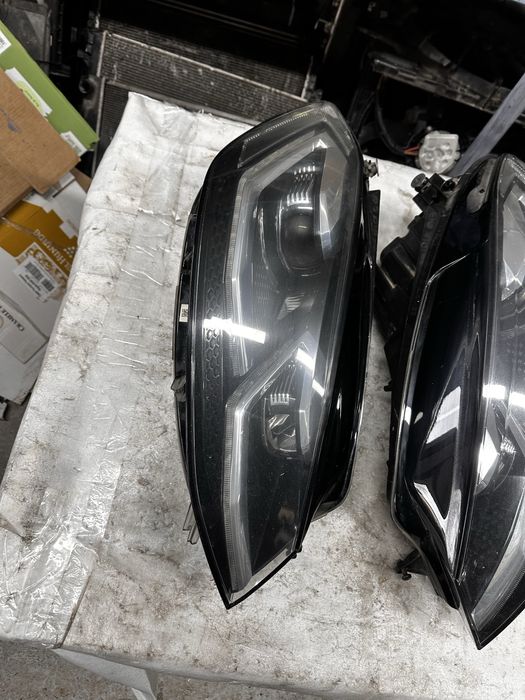Faruri stânga dreapta full led vw golf 7.facelift.5g1941036.C.