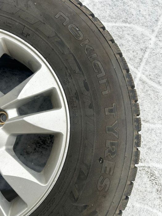 Продам зимнюю резину