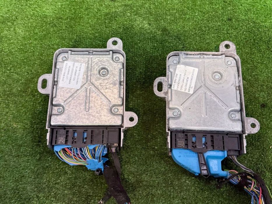 AIRBAG CALCULATOR (2 BUC. ) MINI COOPER R56 1.5 BENZINA 2016 2014-2020 / MINI ONE F55 1.2 BENZINA 2015 2014-2017 COD OEM 6577939057601 6577684225301