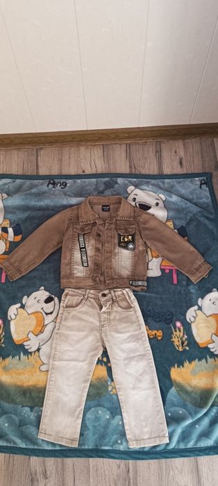 Продается джинсовая двойка на мальчика 2 года на весну