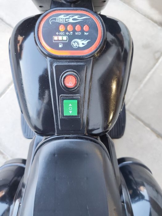 Motocicleta electrica pentru copii