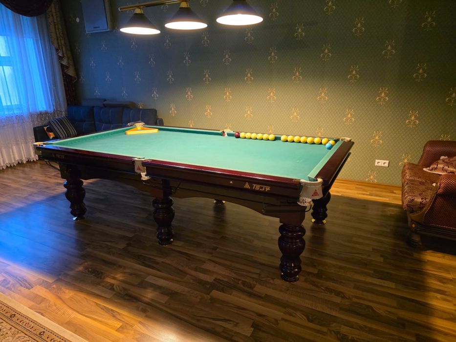 Продам бильярдный стол