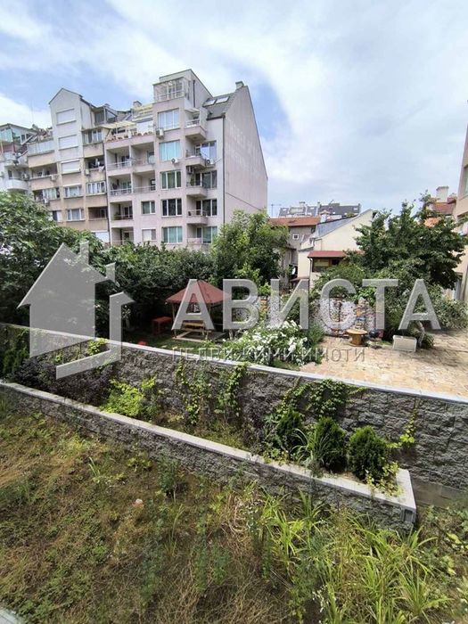 Дава се под наем Двустаен апартамент в София, Център - 65 кв.м за 600 € - Снимка #8