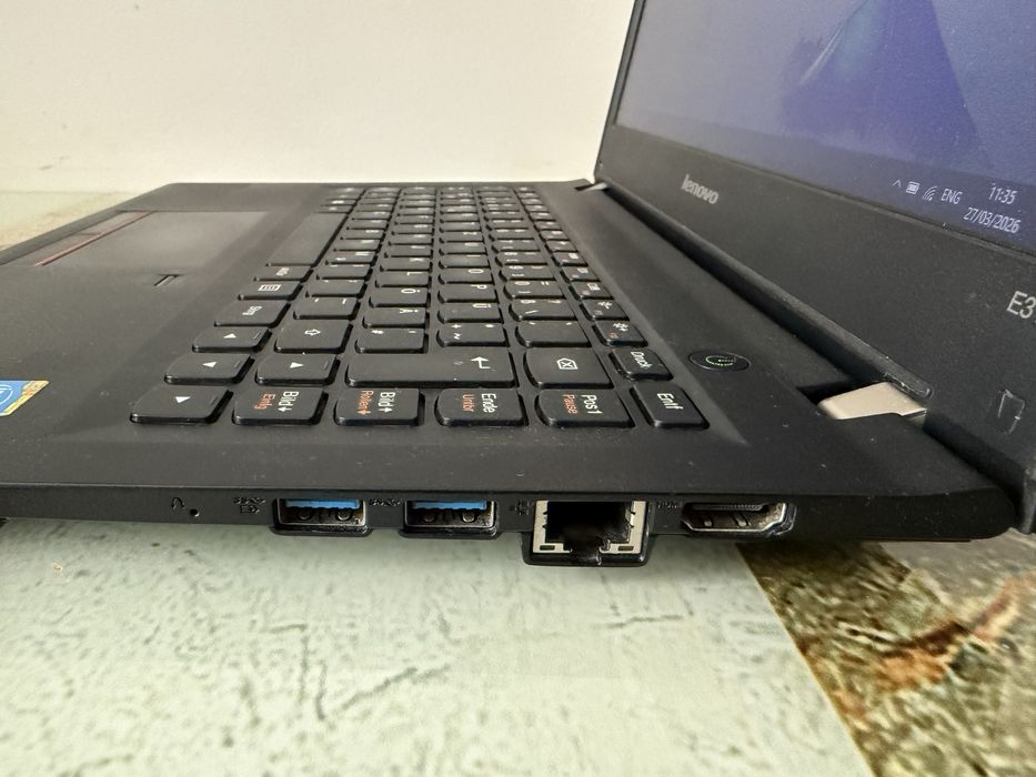 Vand laptop Lenovo ThinkPad E31