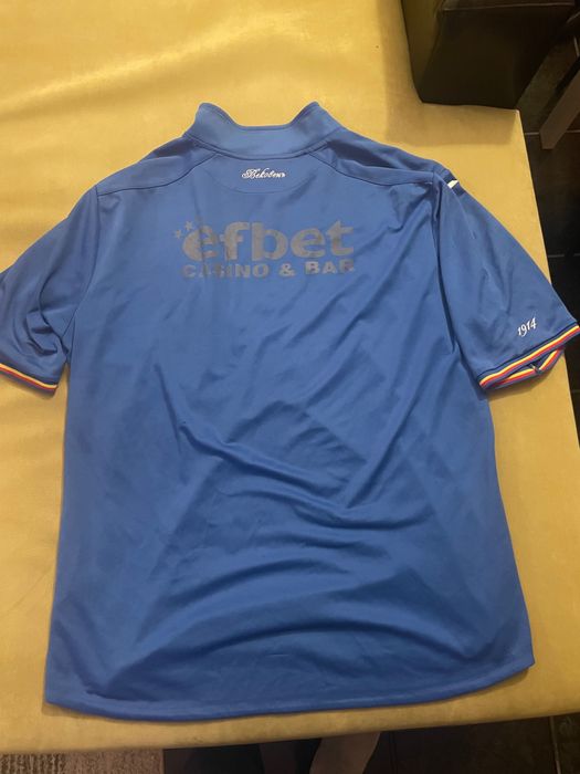 Юбилейна Фланелка на Левски