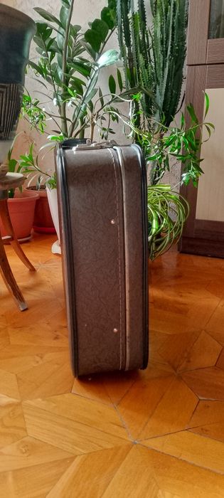 Советский чемодан.