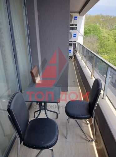 Дава се под наем Тристаен апартамент в Варна, Младост 1 - 100 кв.м за 816 € - Снимка #14