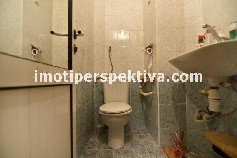 Продава се Тристаен апартамент в Пловдив, Кючук Париж - 100 кв.м за 2300 €/кв.м - Снимка #15