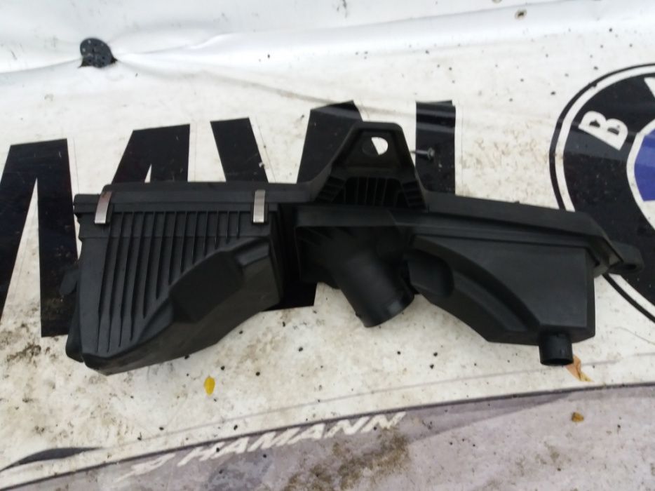 Carcasa filtru aer n47 bmw f20 f21 f30 f31 f32 f33 f34 f36 143cp 184cp