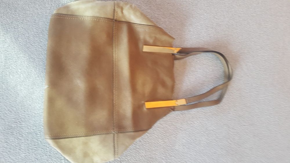 Дамска чанта естествена кожа