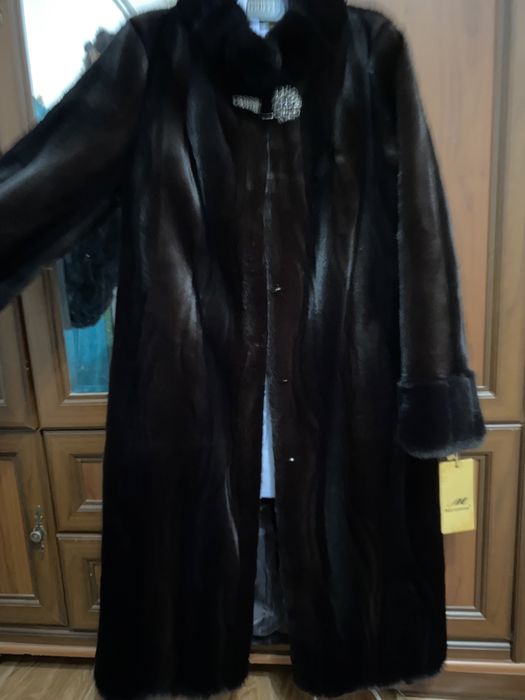 Продаю новую шубу