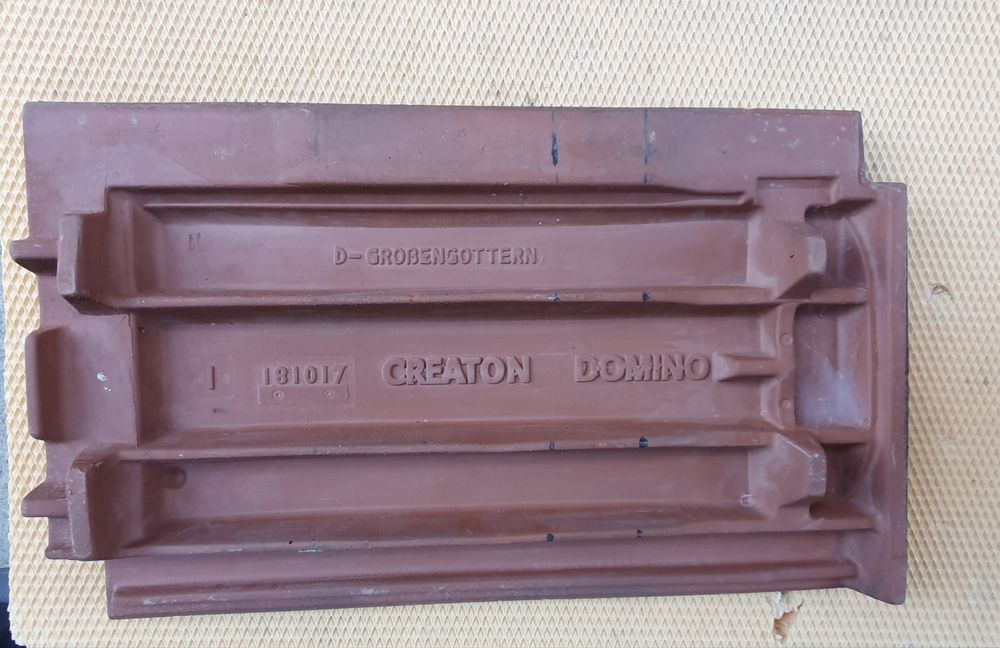 Vând tigla ceramica Creaton  Domino ardezie smaltuit