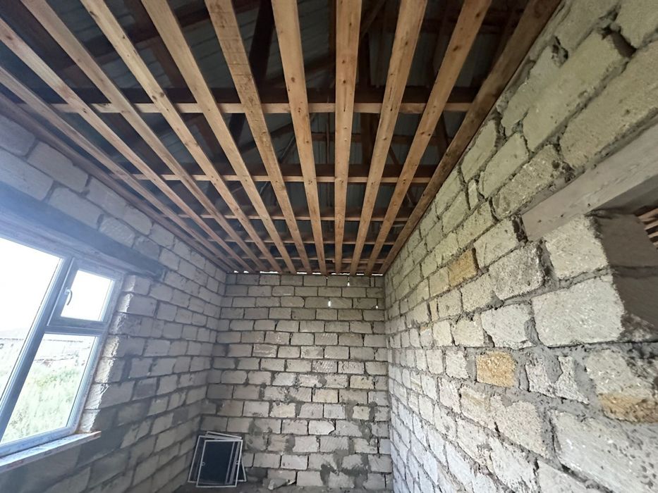 Продам частный дом в черновом варианте.