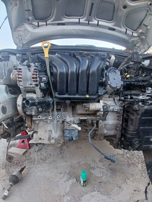 Двигатель на хюндай элантра , 1.6 обьем