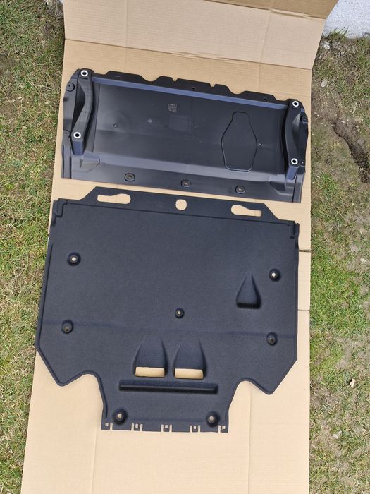 Scut motor si cutie Audi A7 NOI 2010-2018