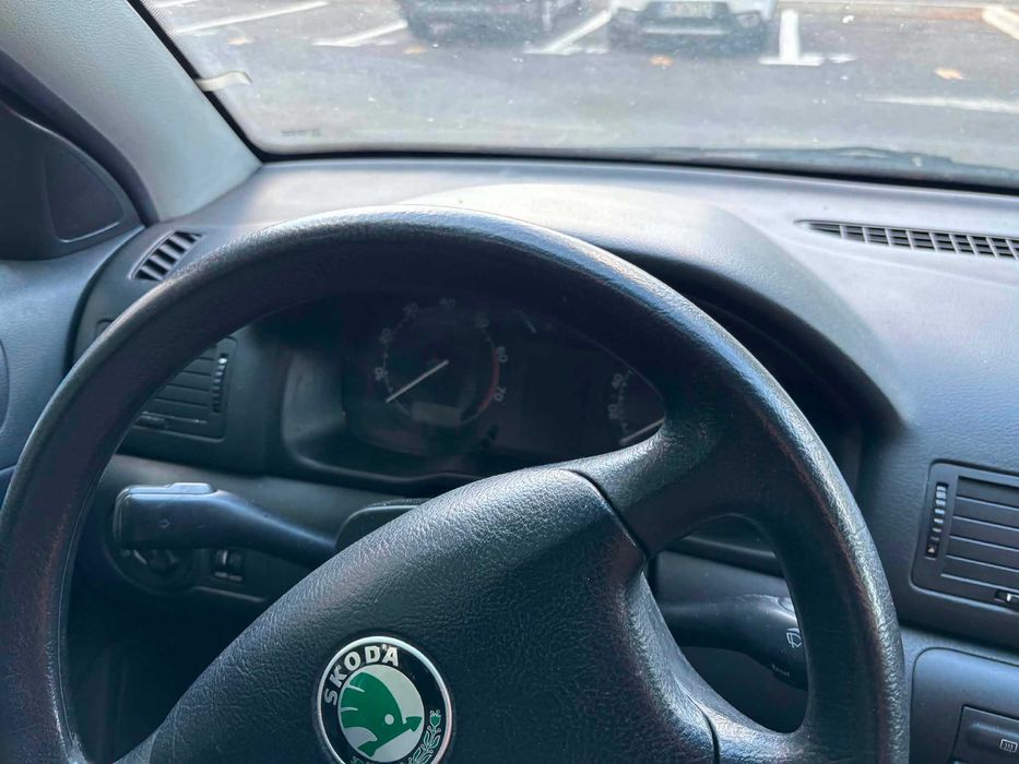 SKODA Octavia 2001 — imagine 5