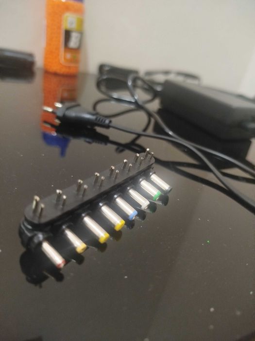 универсальный блок питания MRM-POWER MRM-427,