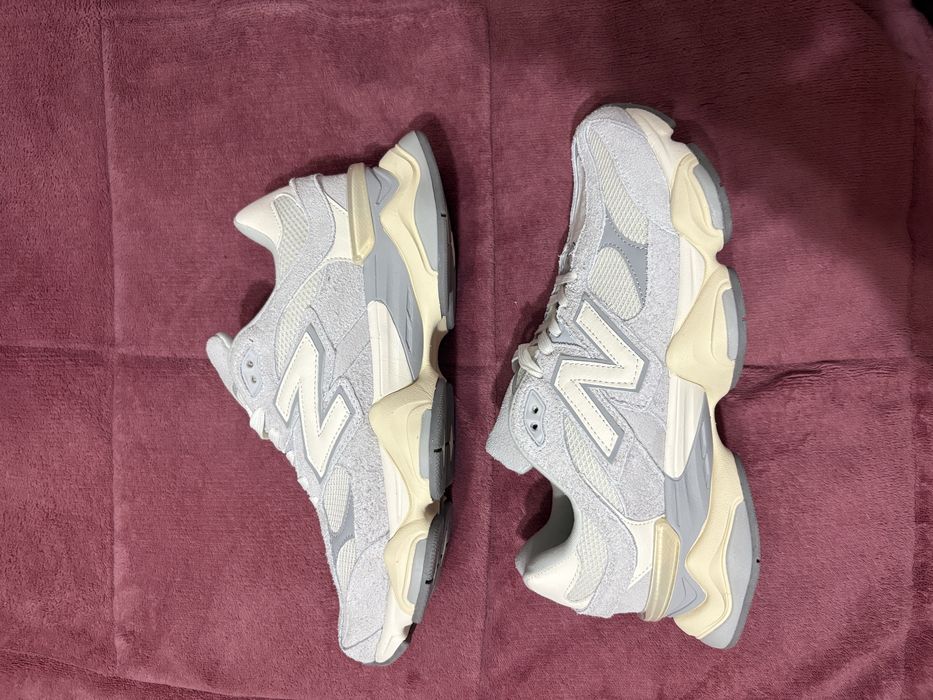 New Balance 9060 - marimea 45 NOI