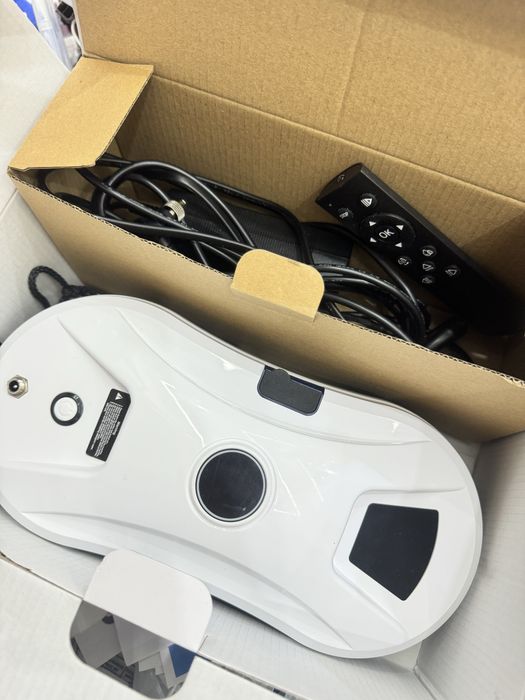 Робот мойщик окон