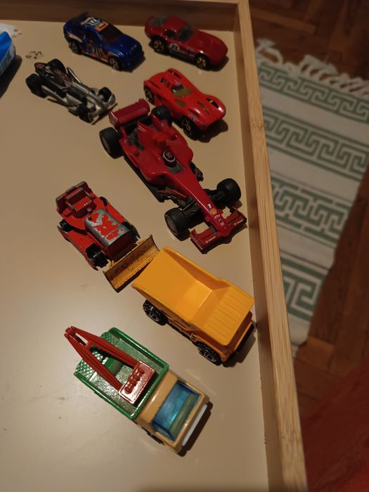 Разпродажба на колекция от колички различни видове