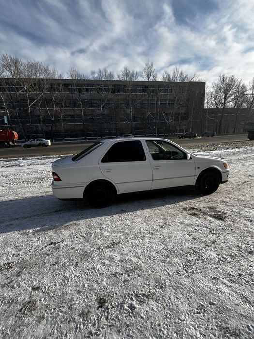 Продам машину TAYOTA VISTA