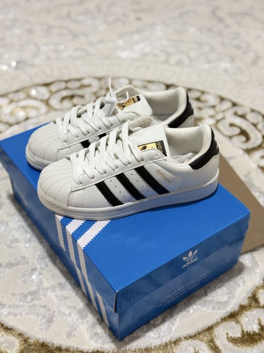 Кроссовки Adidas SUPERSTAR