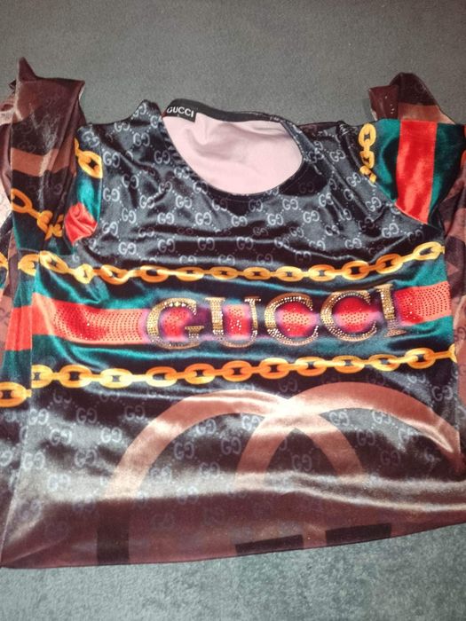 Vând rochie luisbiton și Gucci