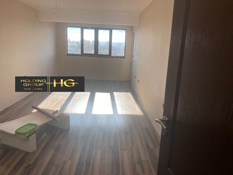 Продава се Тристаен апартамент в Варна, Лятно кино Тракия - 86 кв.м за 1803 €/кв.м - Снимка #4