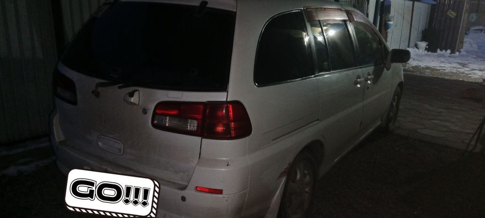 Продам машину Минивэн 7ми местный автомобиль