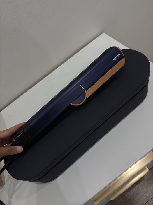 Dyson Airstrait 1:1 Luх