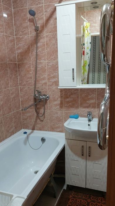 Продается 2х ком кв р-он Детсад 1й этаж